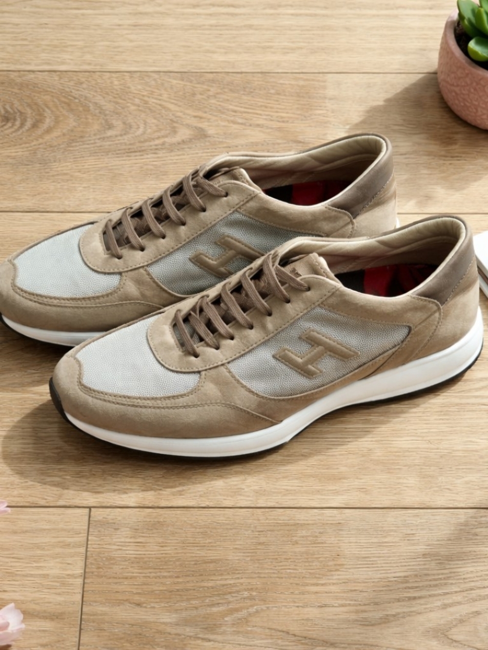 Hogan Luxury Beige Suede Italian Sneakers Men's 10 Very
